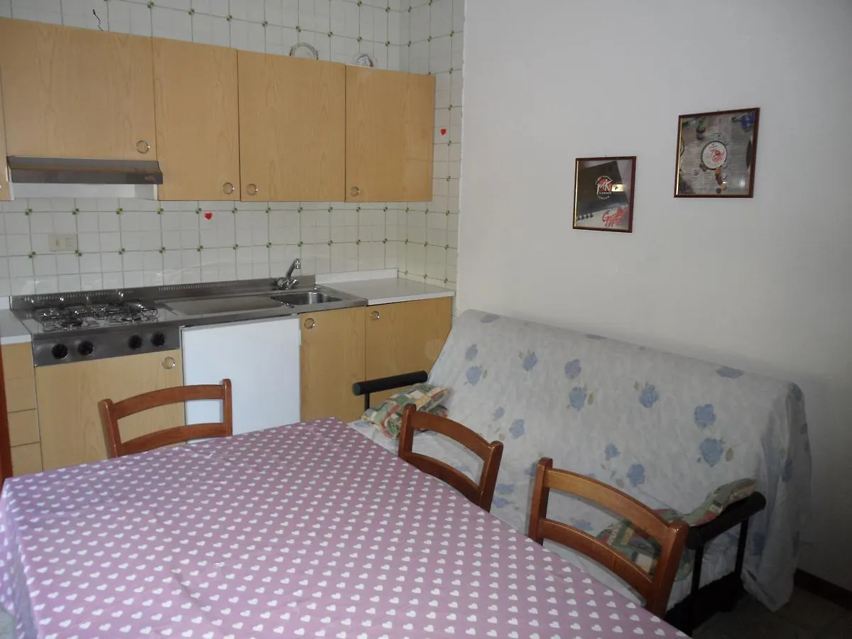 Residence Equilio Τζεσόλο Λίντο